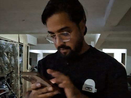 दुबई  से लौटे इंजीनियर:  हालात सामान्य , पर  फ्लाइट टिकट  हुए  तीन गुना महंगे