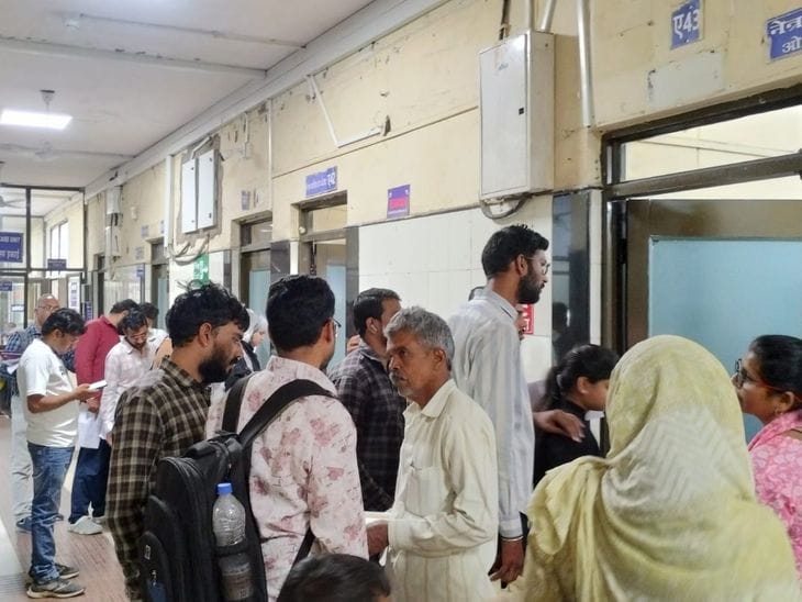 जेपी अस्पताल में दवाओं का भारी संकट: मरीज और परिजन परेशान, सिविल सर्जन के दावे पर सवाल