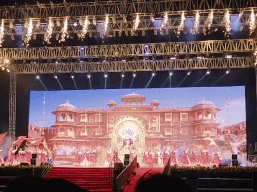 वाराणसी में  सम्राट विक्रमादित्य महानाट्य  का भव्य मंचन, 200 कलाकारों ने दी  शानदार प्रस्तुति
