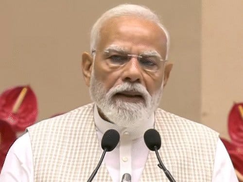मोदी का महिला आरक्षण पर बड़ा बयान: संसद में विशेष सत्र