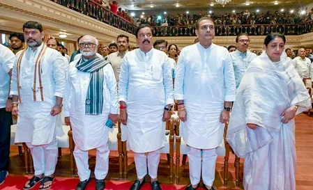 NCP ने 22 विधायकों के शरद पवार से संपर्क की खबरों को बताया अफवाह