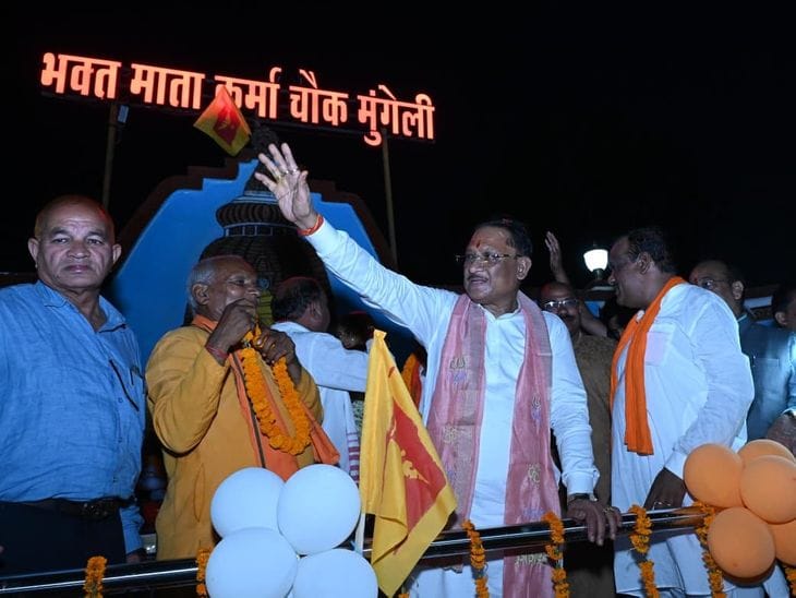 सीएम साय ने मुंगेली में डॉ. अंबेडकर, गुरु घासीदास, महाराणा प्रताप, माता कर्मा की प्रतिमाओं का किया अनावरण