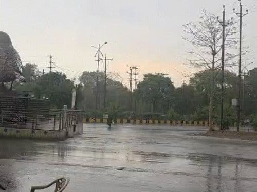 छत्तीसगढ़ में 5 दिन मौसम खराब, 40KM हवा और बिजली गिरने का खतरा