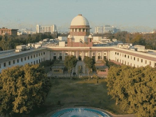 SC का फैसला 1.5 लाख MP शिक्षकों के लिए TET अनिवार्य, समय-सीमा 3 साल