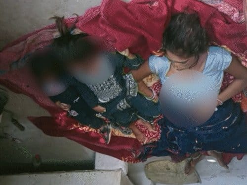 मां-बेटी संपूर्ण दर्दनाक अंत: कीटनाशक से चारों की मौत