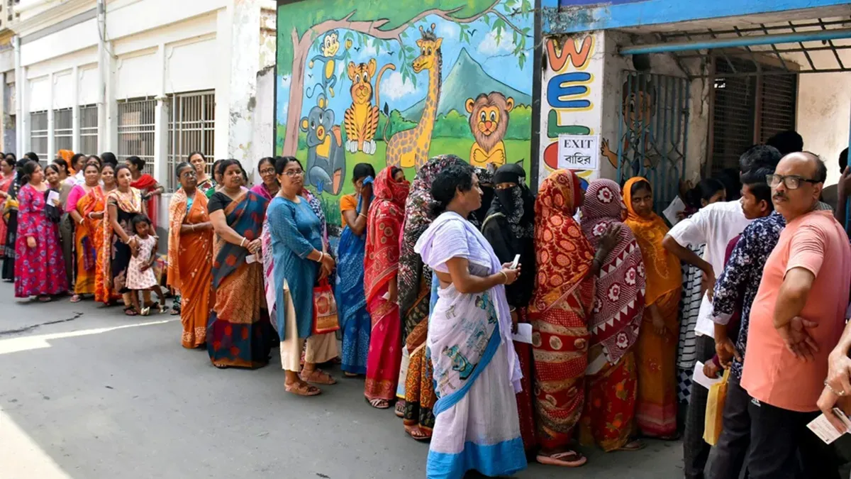 पश्चिम बंगाल के 15 बूथों पर पुनर्मतदान जारी, सुरक्षा कड़ी