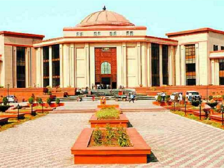 हाईकोर्ट ने सेंट्रल यूनिवर्सिटी को 15 दिन का वेतन भुगतान अल्टीमेटम
