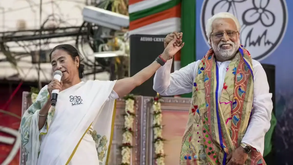 सुदीप बंदोपाध्याय का ममता बनर्जी को झटका, 20 बागी सांसद हुए एकजुट