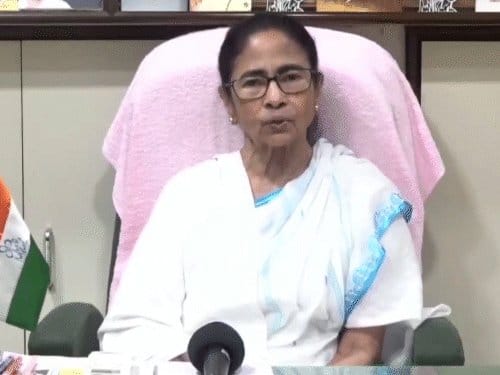 TMC विधायक भाजपा में शामिल होने को मजबूर: पुलिस का दबाव; दो MLA निष्कासित