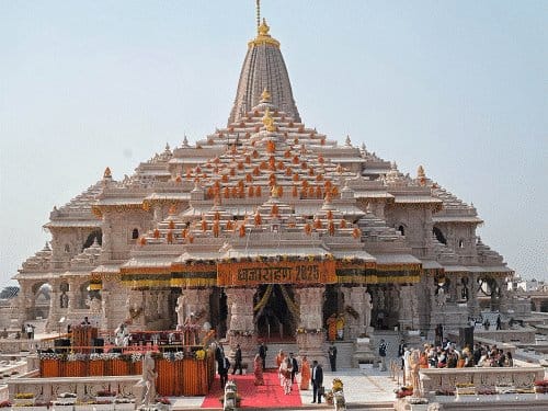 राम मंदिर चढ़ावा चोरी की जांच के लिए SIT अयोध्या पहुंची, कर्मचारियों से पूछताछ जारी