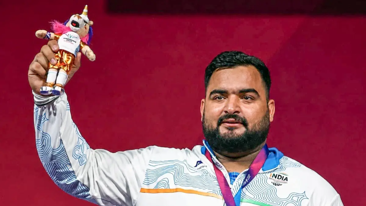 सब्जी मंडी में बोरी उठाने वाला अमृतसर का बेटा लवप्रीत सिंह राष्ट्रमंडल का स्टार बना