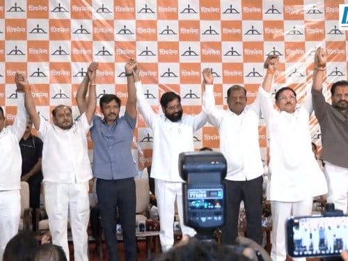 TMC के 20 बागी सांसदों को लोकसभा में अलग बैठने की मंजूरी