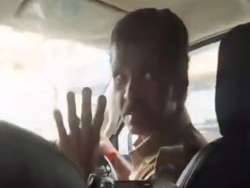 मुंबई पुलिसकर्मी ने छात्रों को ड्रग्स के झूठे केस में फंसाने की धमकी दी, वीडियो वायरल