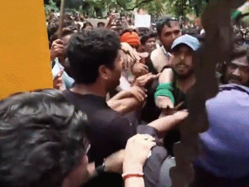 सरकार ने बातचीत के लिए बुलाया लेकिन CJP ने न्यूट्रल जगह की शर्त रखी