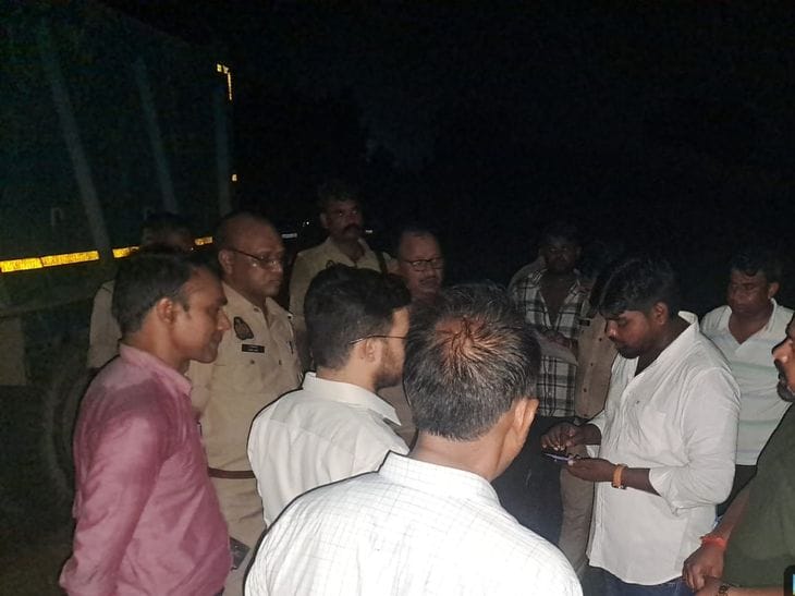 रायबरेली में अवैध खनन पर छापा, दो जेसीबी और पांच डंपर जब्त
