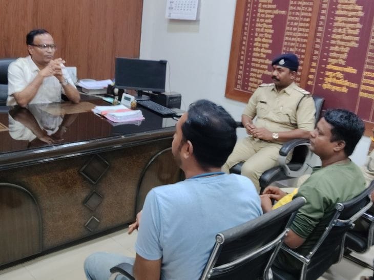 छिंदवाड़ा प्रशासन ने POP मूर्तियों पर पूर्ण प्रतिबंध लगाया, 10 फीट ऊंचाई निर्धारित