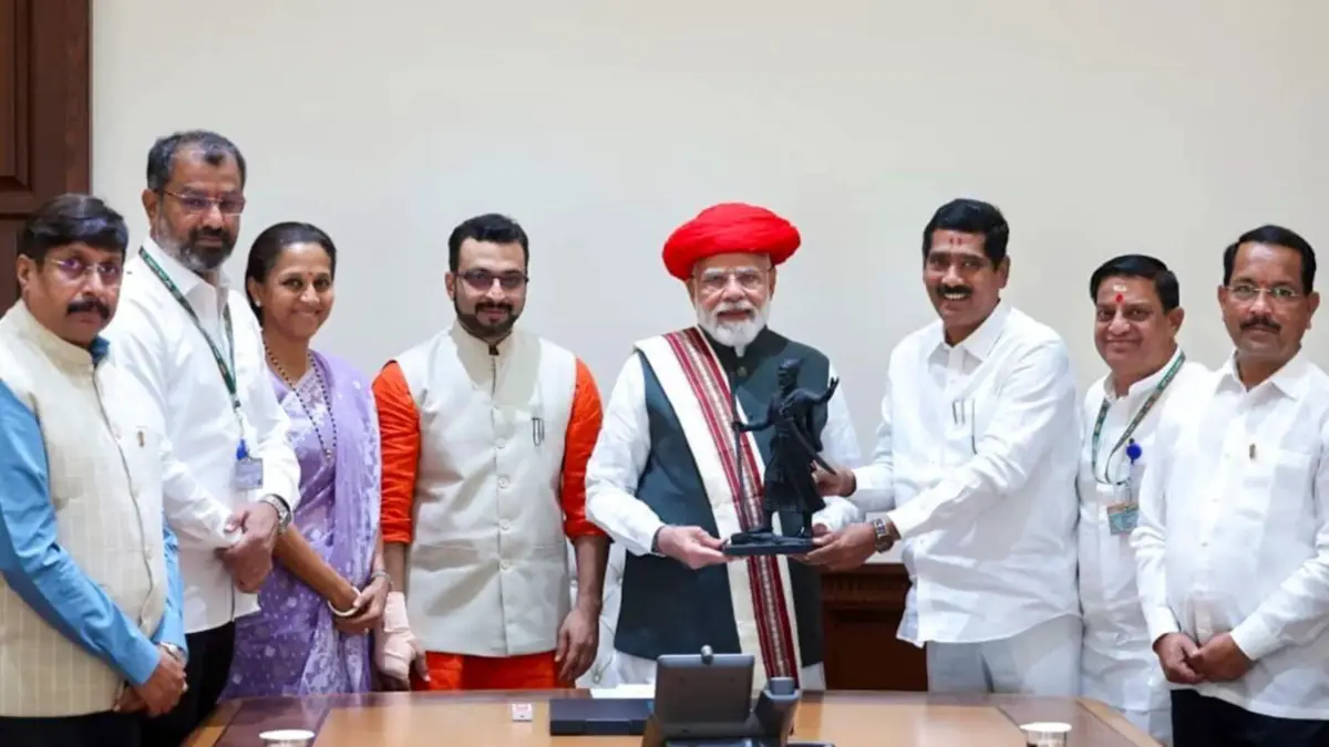 एनसीपी (एसपी) सांसदों ने पीएम मोदी से की मुलाकात, एनडीए व परिसीमन की अटकलें खारिज