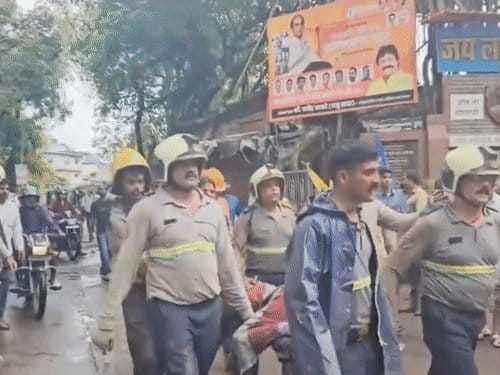 मुंबई: घाटकोपर में भूस्खलन, 4 मृत, 4 घायल; मलबे में दबे लोगों की तलाश जारी