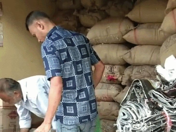 Sugar ration ends for 12 lakh families in MP, causing market price rise
