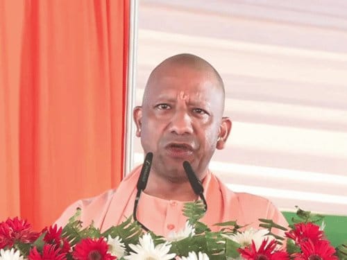 गोरखपुर में ग्रीन सिटी रोड का उद्घाटन, सीएम योगी ने रवि किशन की चुटकी ली