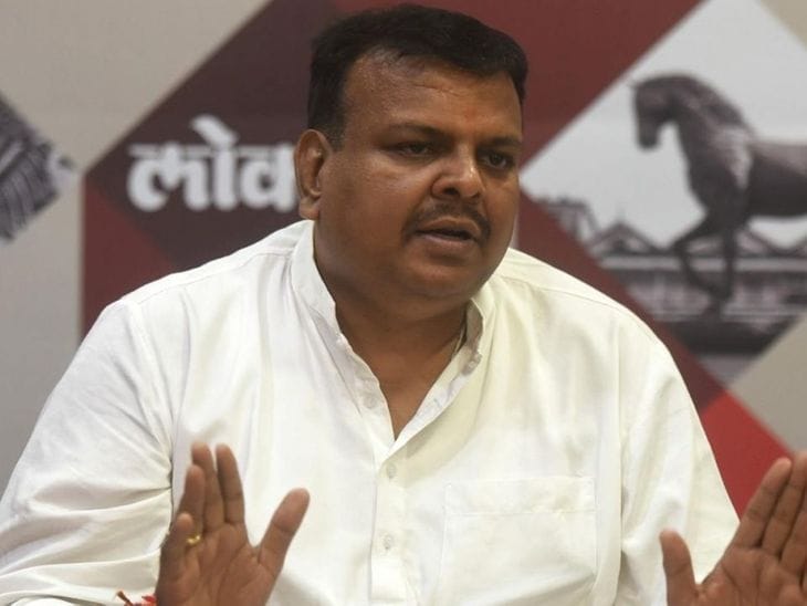 मुंबई गरबा में मुस्लिम एंट्री पर भाजपा की शर्त: तिलक और पूजा अनिवार्य