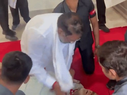 तेलंगाना विधानसभा में अधिकारी की मौत, मंत्री ने दिया CPR