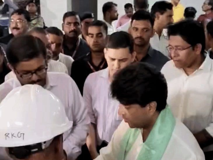 सिंधिया ने ग्वालियर में मल्टीलेवल पार्किंग का निरीक्षण किया, फरवरी-मार्च तक पूरा करने के निर्देश