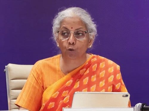 GST काउंसिल का बड़ा फैसला: 5 करोड़ से कम गड़बड़ी पर गिरफ्तारी नहीं, 10 हजार से कम चोरी पर नोटिस भी नहीं